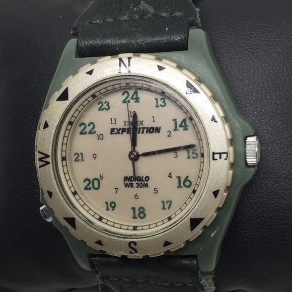 Timex Expedition Watch - Picture 5 of 8